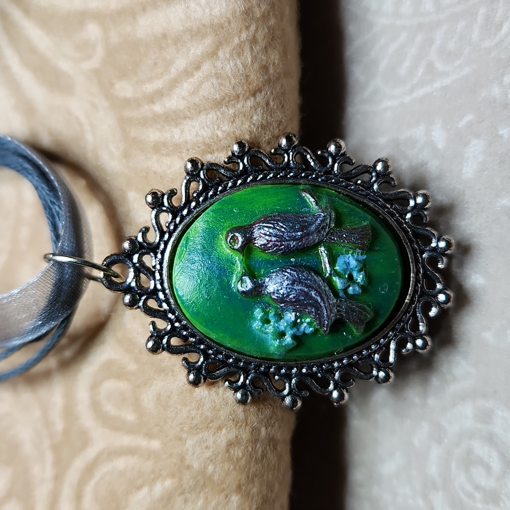 NEW! Love birds handmade pendant necklace